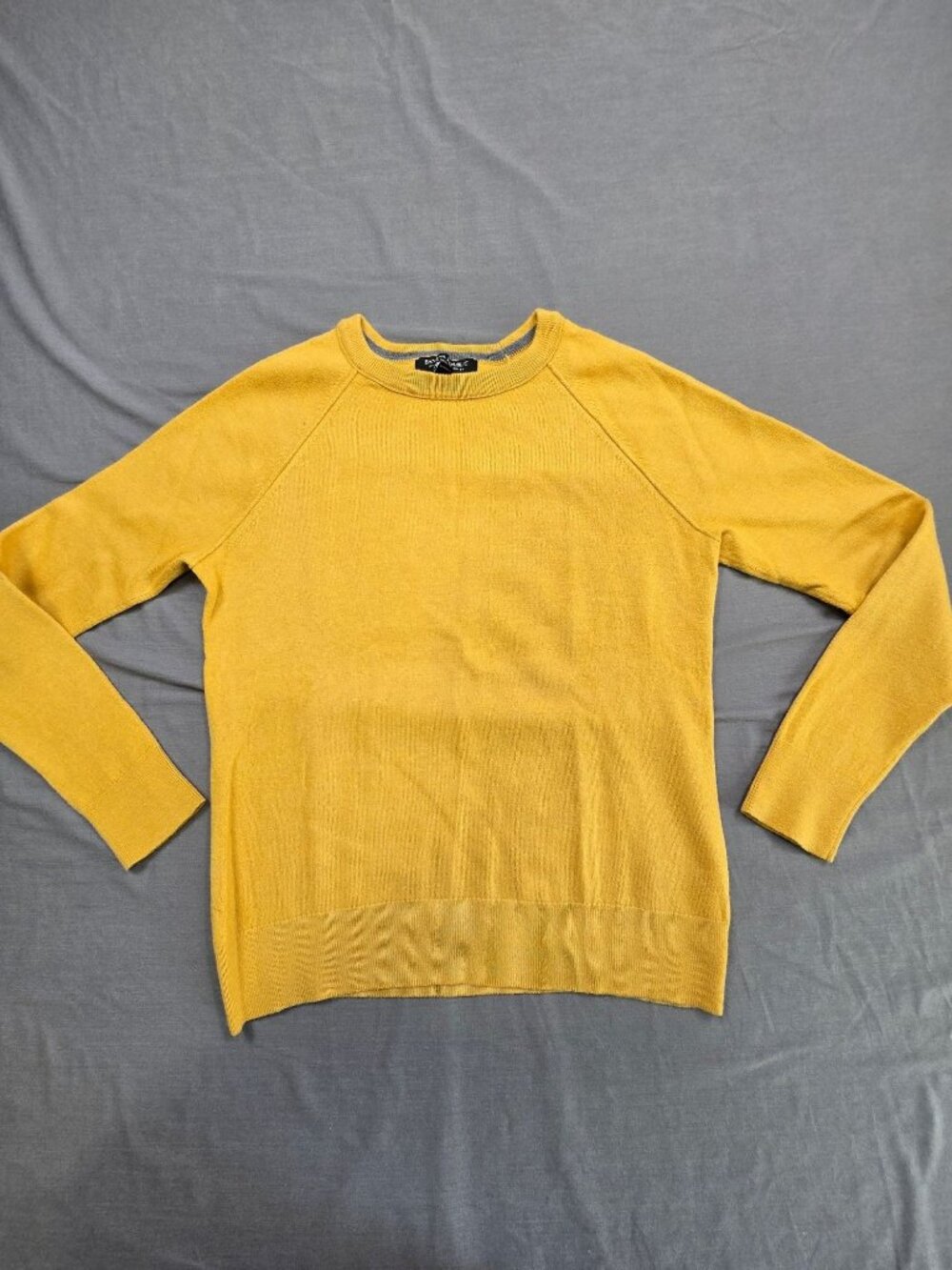 Banana Republic Womens Small Merino Wool Sweater Mustard Yellow Crewneck Italian